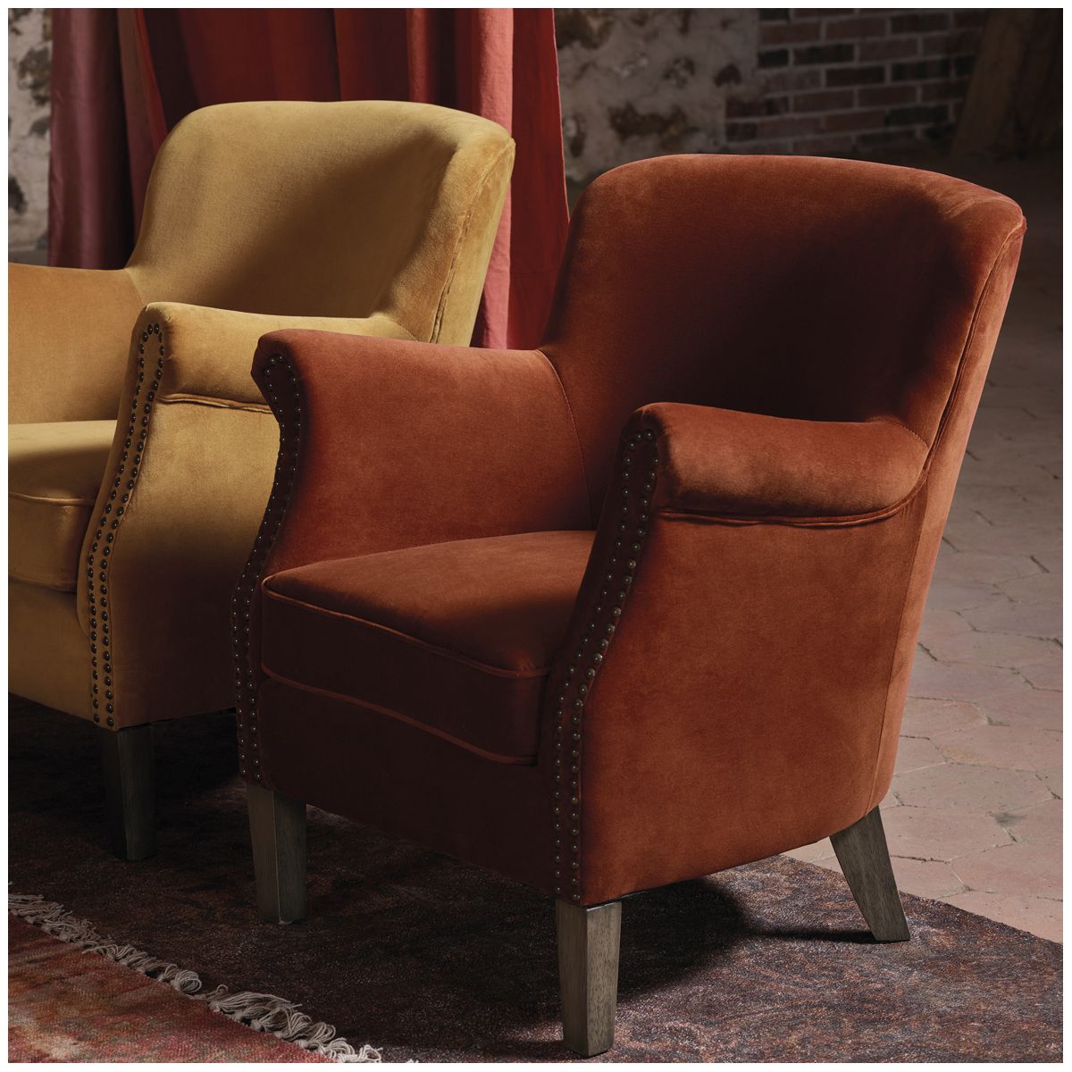 Fauteuil CLAUDE velours safran